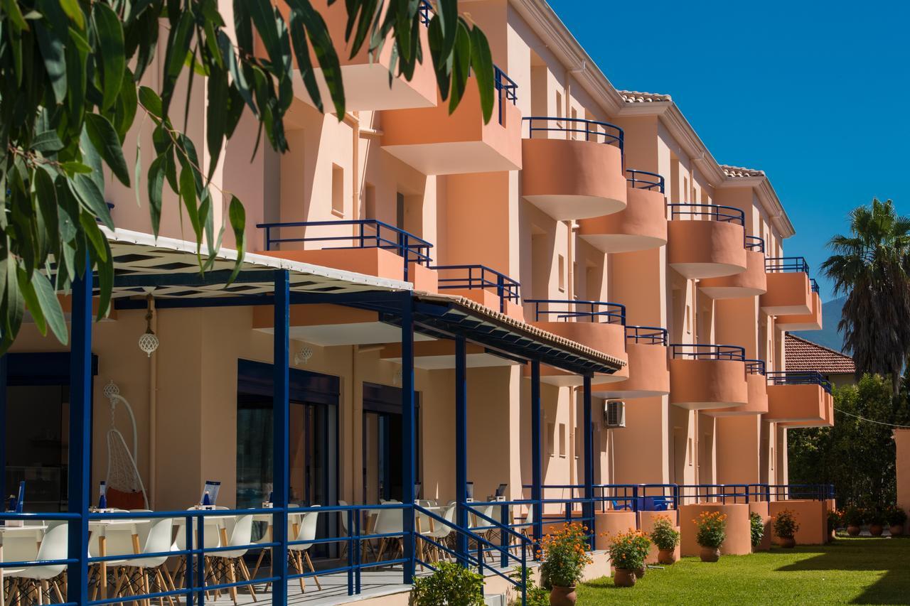 Akroyiali Resort วาซีลีกี ภายนอก รูปภาพ