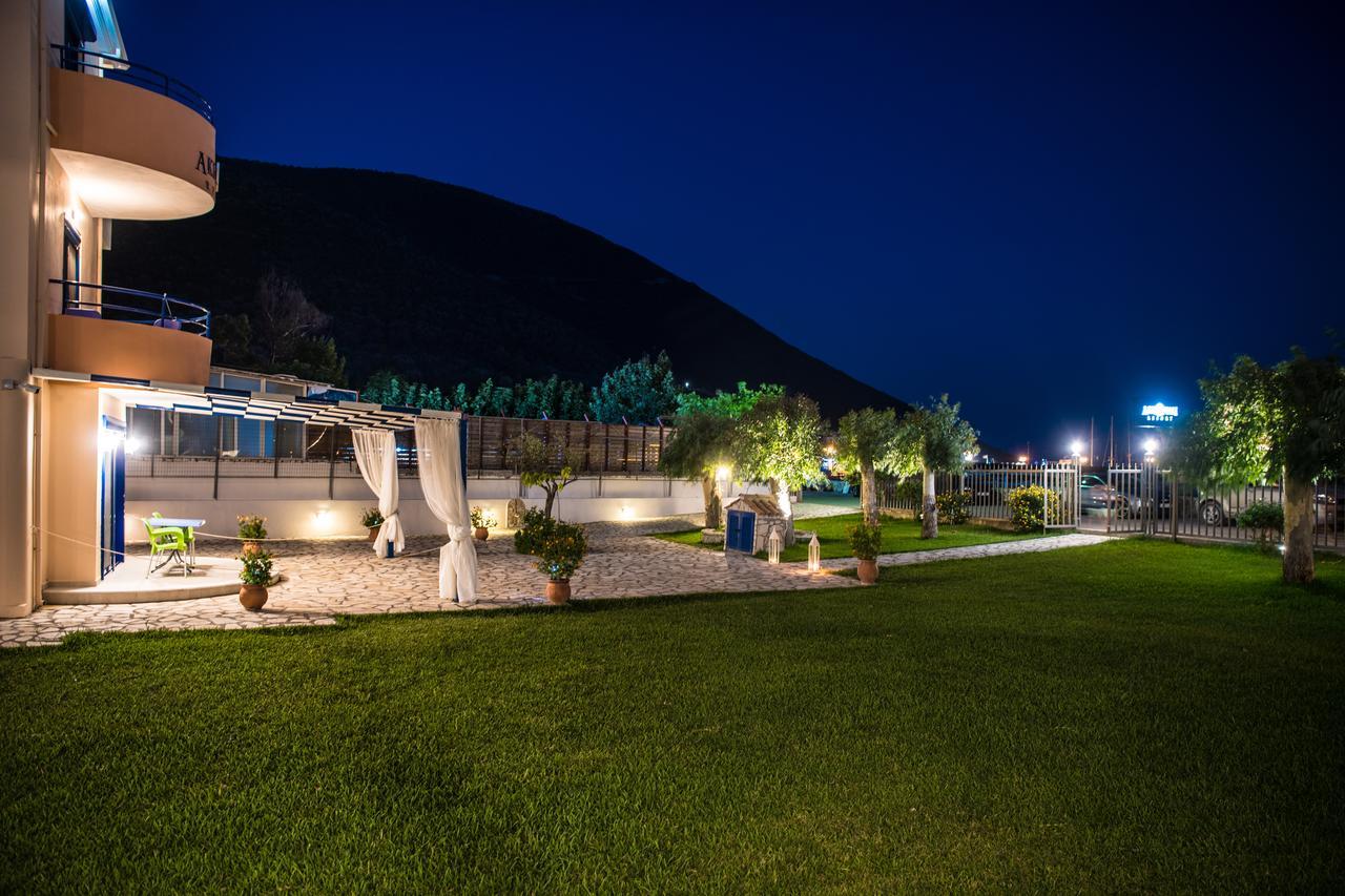 Akroyiali Resort วาซีลีกี ภายนอก รูปภาพ